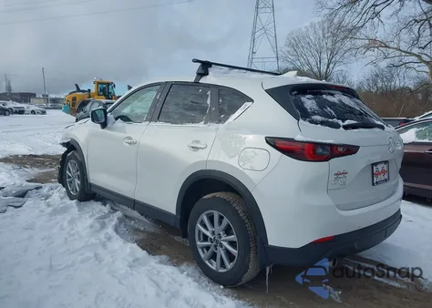 2023 Mazda Cx-5 2.5 S Select z USA, uszkodzony, nr VIN JM3KFBBMXP0165462